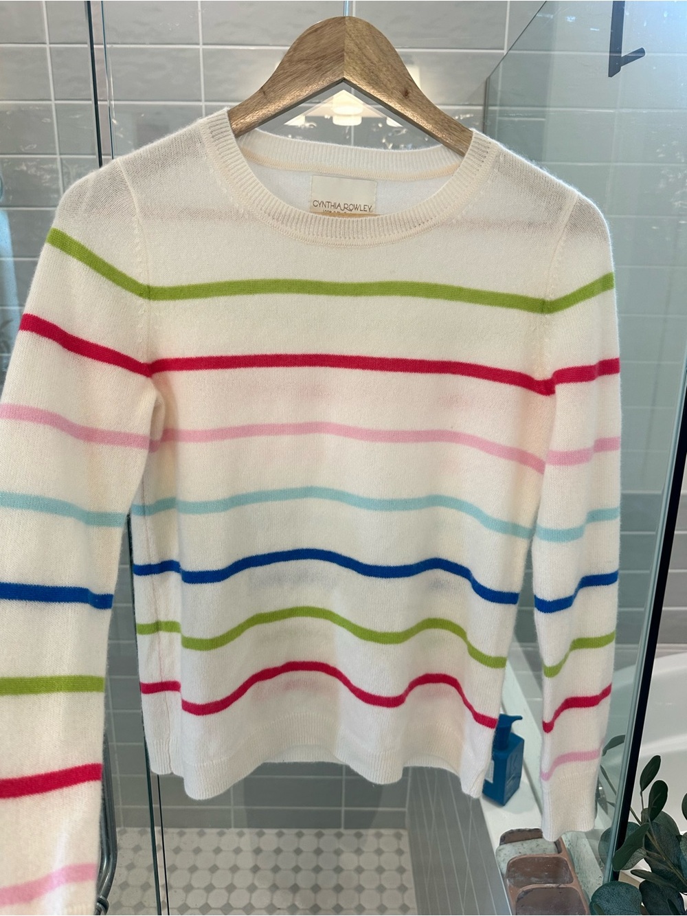 Cynthia Rowley 100% Cashmere !